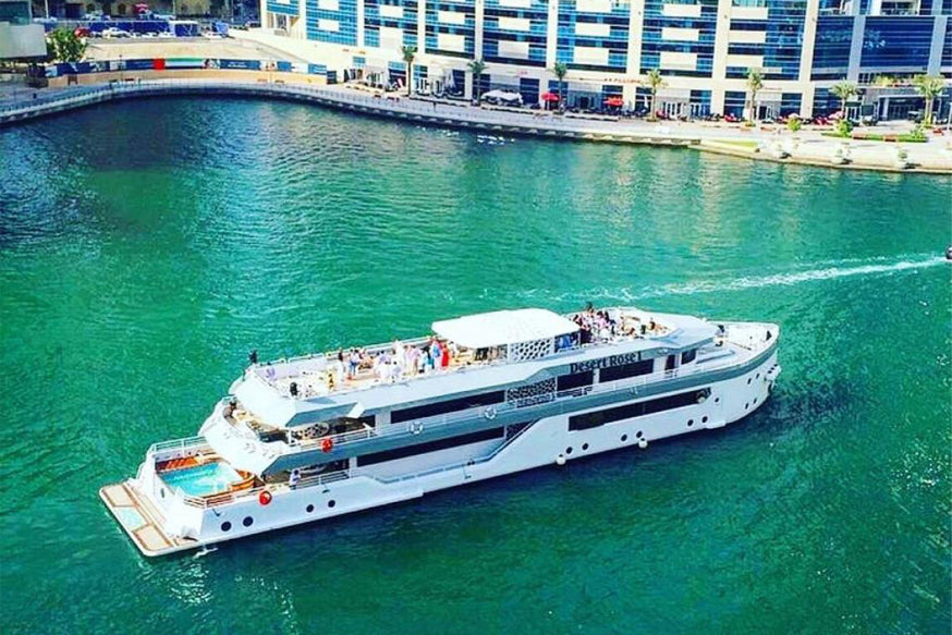 3-Hour Lotus Mega Yacht Dinner Cruise Dubai