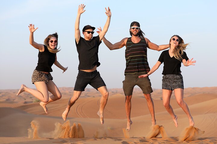 Premium Dubai Desert Safari with Buffet Dinner